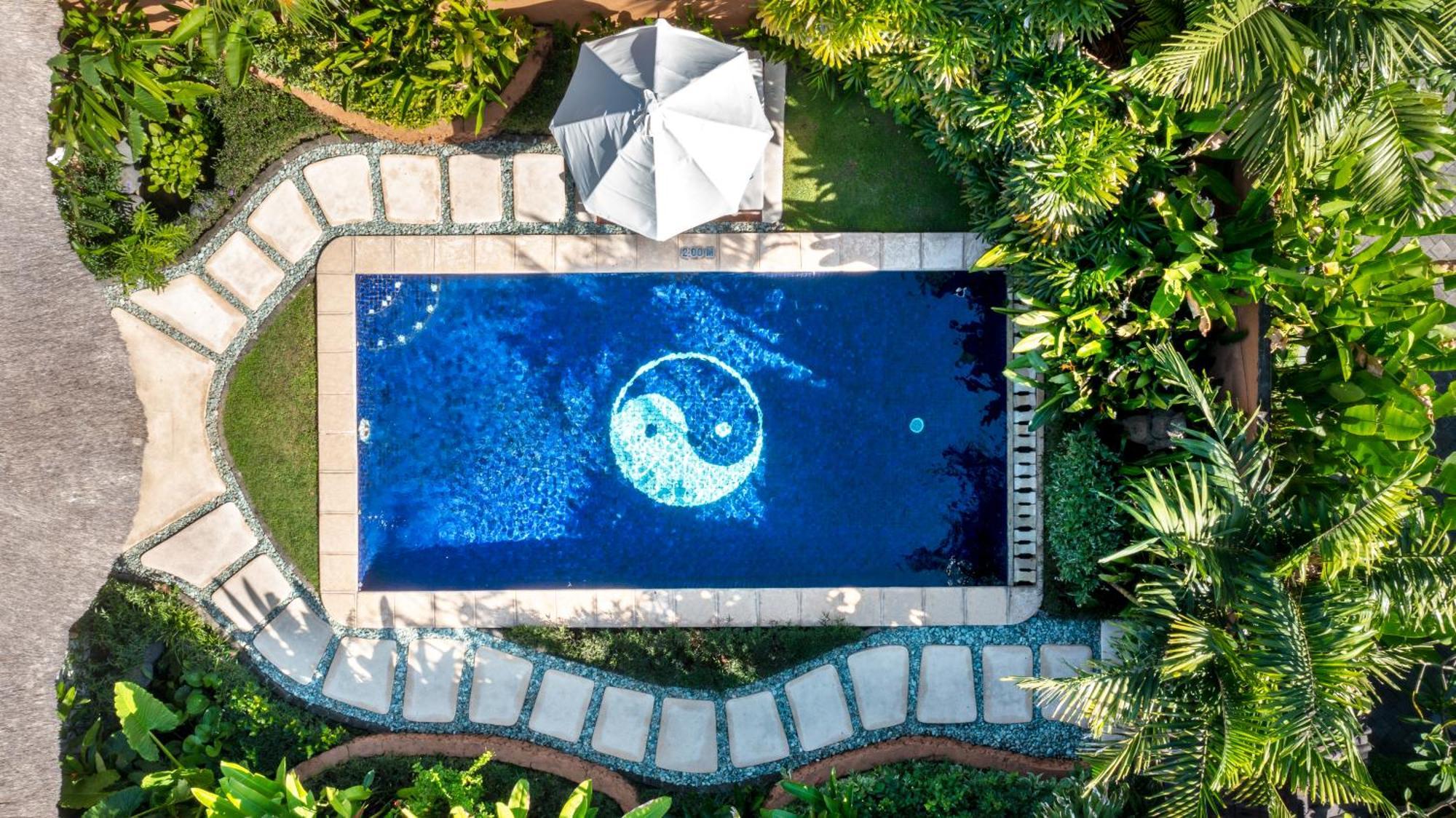 Impiana Private Villas Seminyak Oda fotoğraf